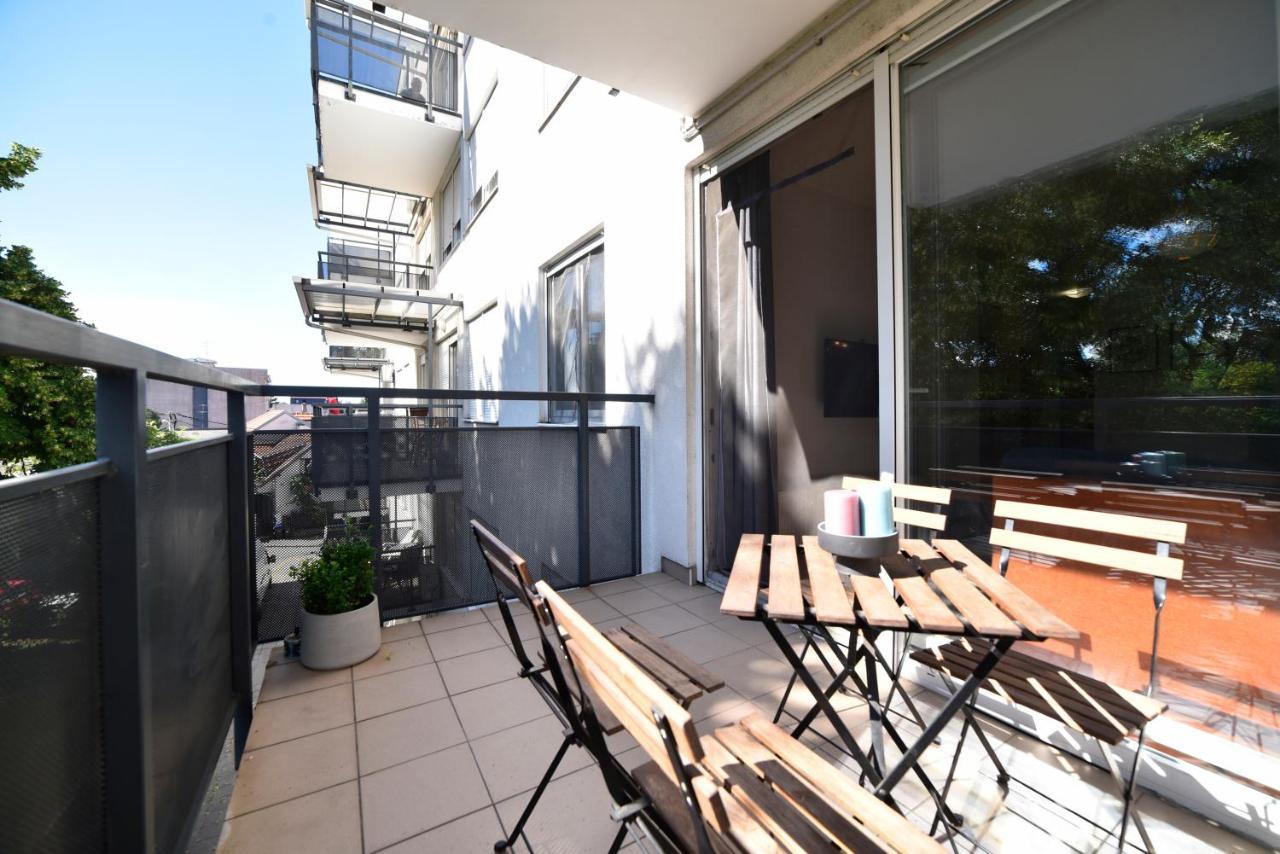 Block Apartment Park With Private Garage Parking Zagreb Bagian luar foto